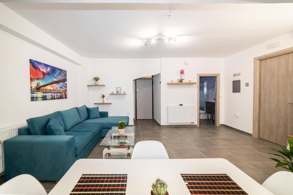Ferienwohnung Brand New Aprt With Backyard In Lycabettus Hill ! Athen Exterior foto